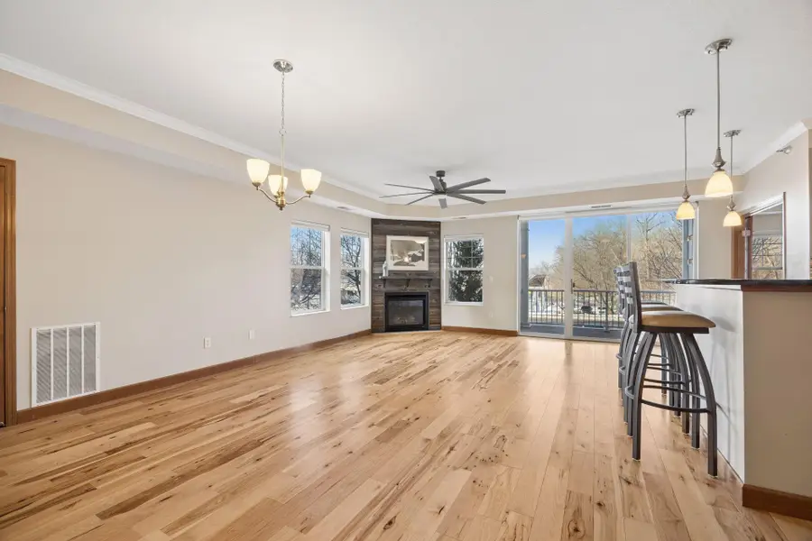6701 Lake Shore Drive S #101, Richfield, MN 55423 - #3
