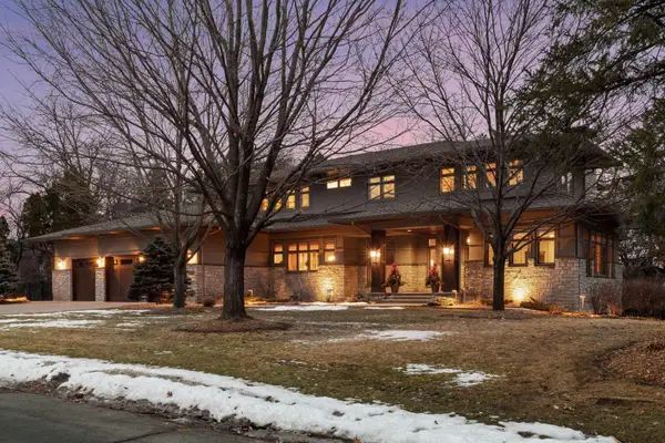 5425 Highwood Drive W, Edina, MN 55436