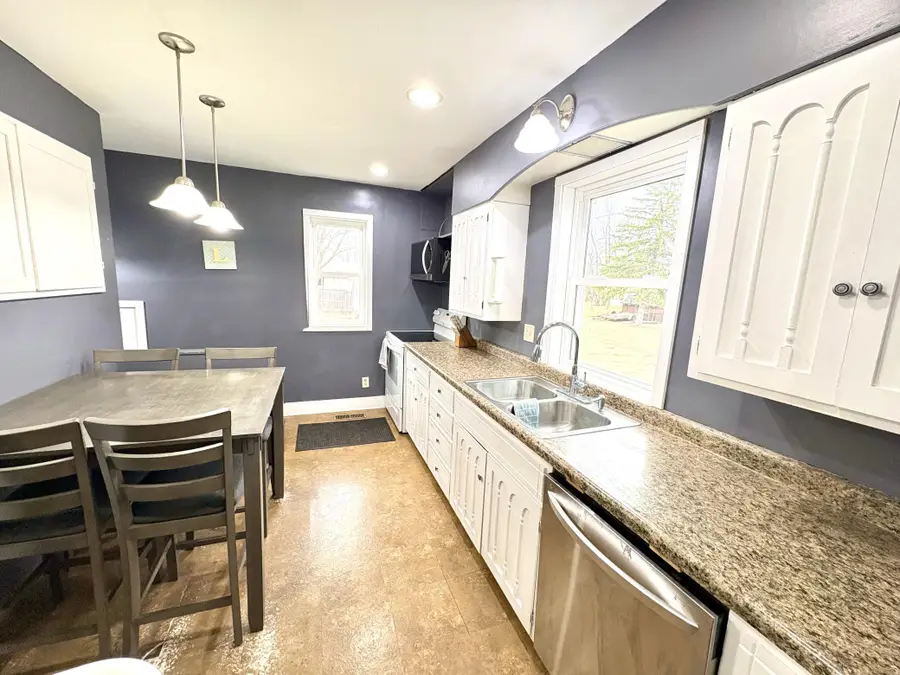 806 Ring Avenue N, Canby, MN 56220 - #3