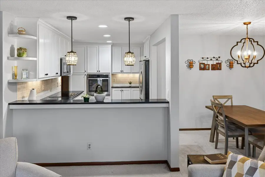 9550 Collegeview Road #218, Bloomington, MN 55437 - #3