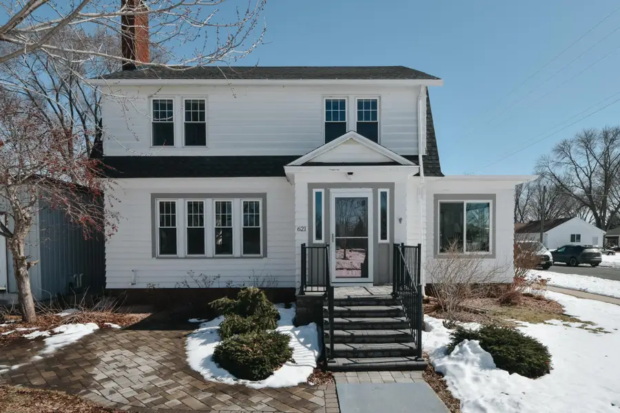 621 1st Avenue Se, Pine Island, MN 55963 - #2