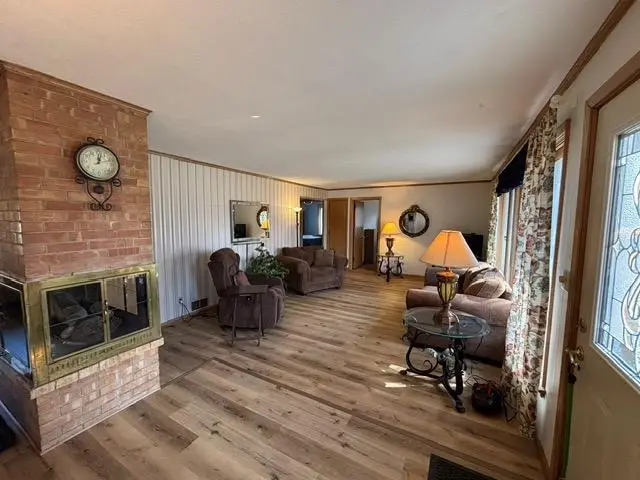 607 1st Street Ne, Buffalo, MN 55313 - #3