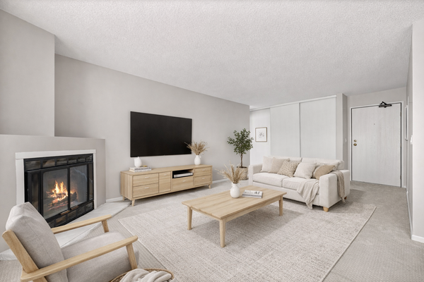 7601 W 101st Street #215, Bloomington, MN 55438