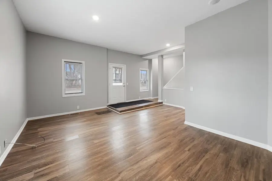 1054 Arkwright Street, Saint Paul, MN 55130 - #3