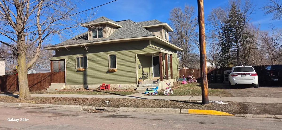 405 Hoosac Street E, Waterville, MN 56096 - #1