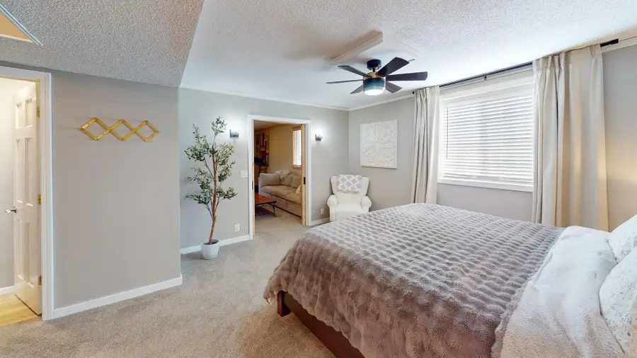 116 Lockey Avenue, Center City, MN 55012 - #2