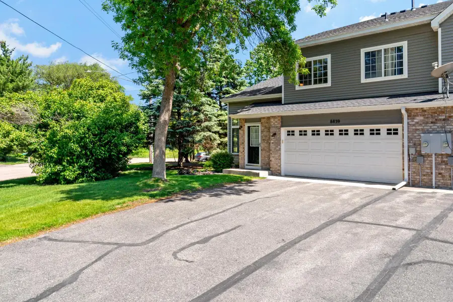 8839 Hastings Circle Ne, Blaine, MN 55449 - #2