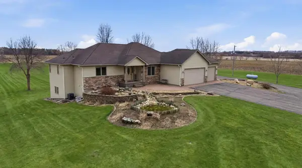 23744 Fairgreen Avenue, Farmington, MN 55024