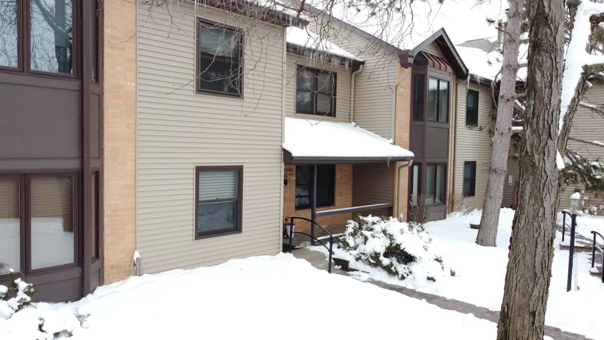 11039 Oregon Circle, Bloomington, MN 55438 - #1