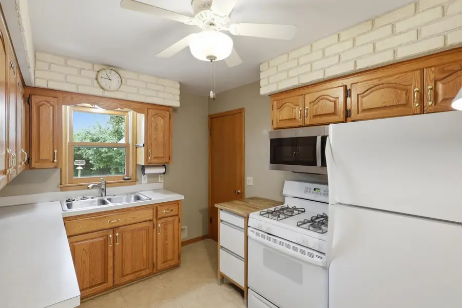 4109 Cleveland Street Ne, Columbia Heights, MN 55421 - #3