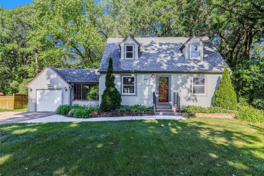 7866 Eastwood Road, Mounds View, MN 55112 - #2