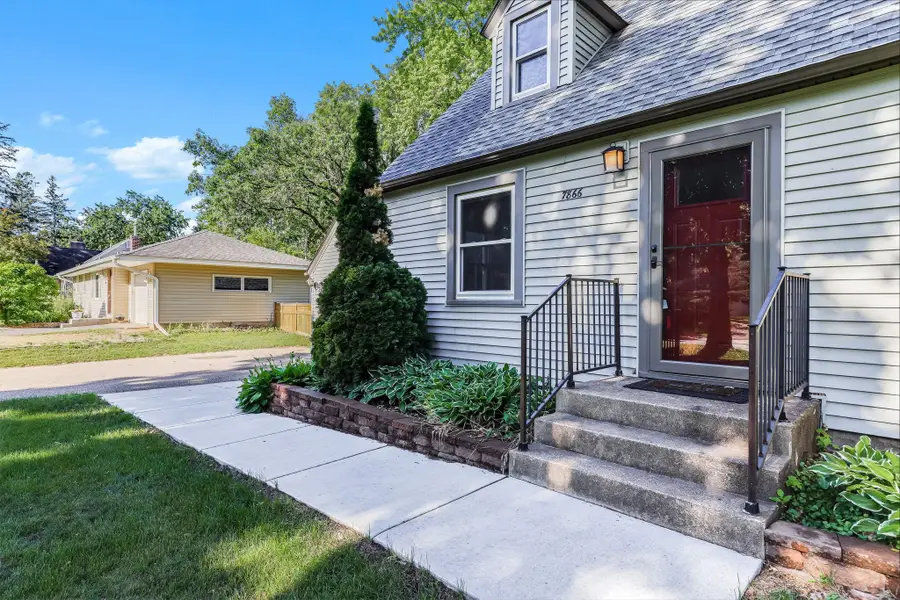 7866 Eastwood Road, Mounds View, MN 55112 - #3