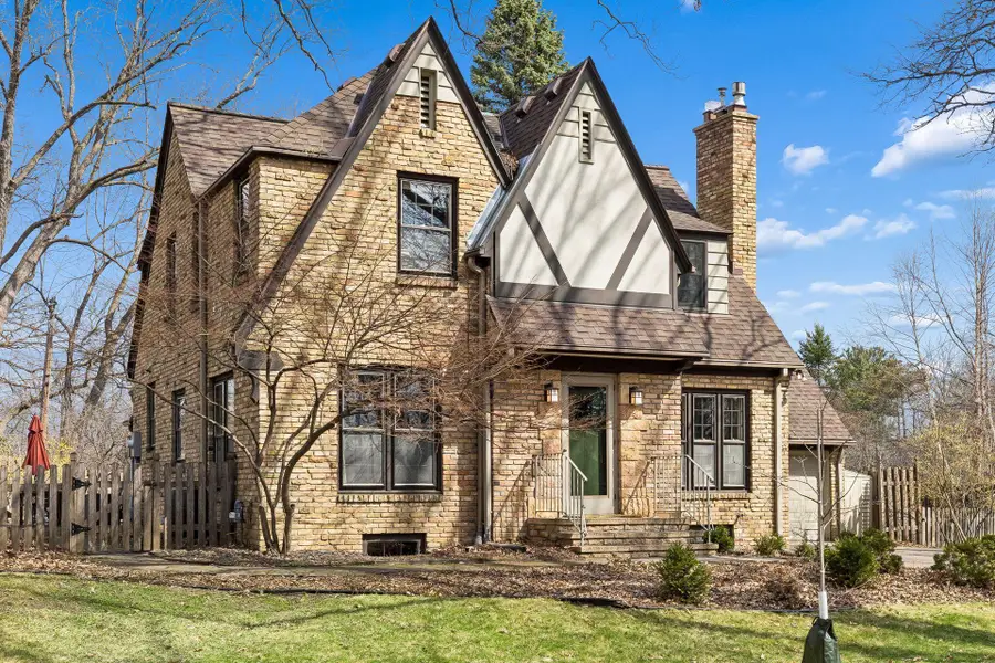 2 1/2 Webster Place, Hopkins, MN 55305 - #2