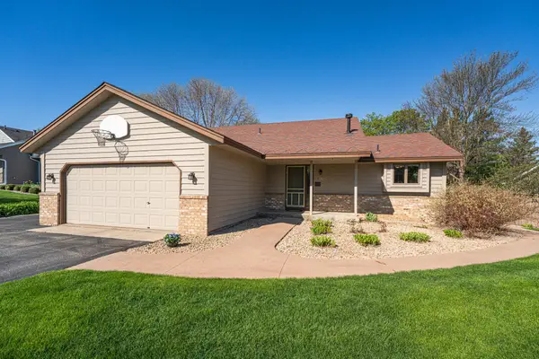 20823 Jamestown Avenue, Lakeville, MN 55044