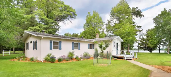 10032 N Long Lake Road, Brainerd, MN 56401