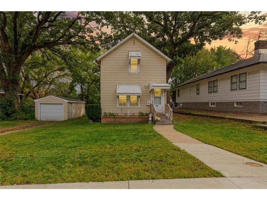 414 3rd Street Ne, Waseca, MN 56093 - #2