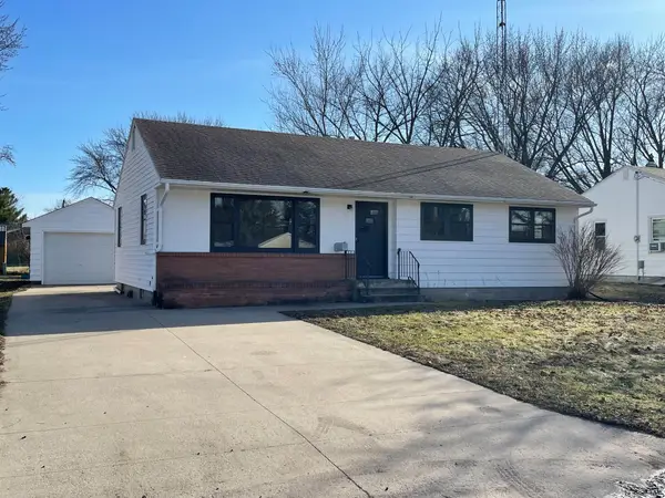 618 9th Avenue Se, Waseca, MN 56093