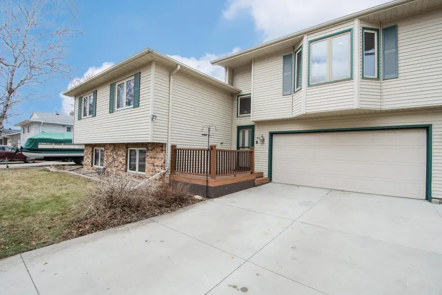 1901 18th Street S, Fargo, ND 58103 - #3