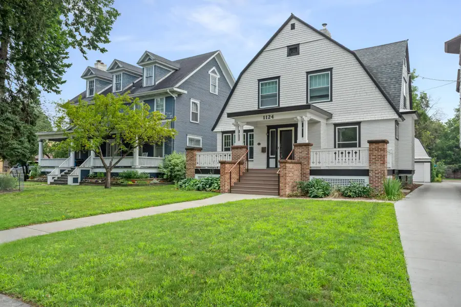 1124 5th Avenue S, Fargo, ND 58103 - #3