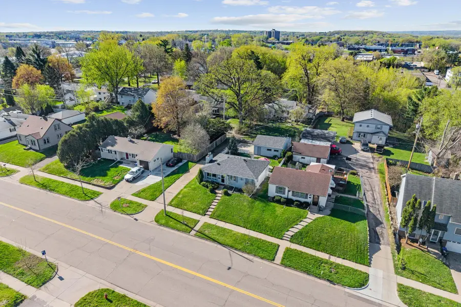 1956 3rd Street E, Saint Paul, MN 55119 - #3