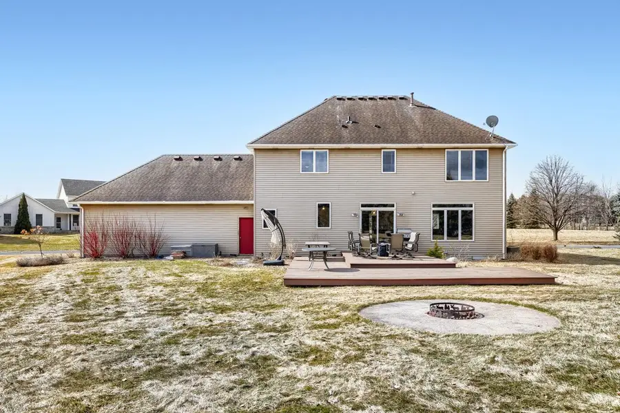 2823 Lisbon Avenue N, Lake Elmo, MN 55042 - #2