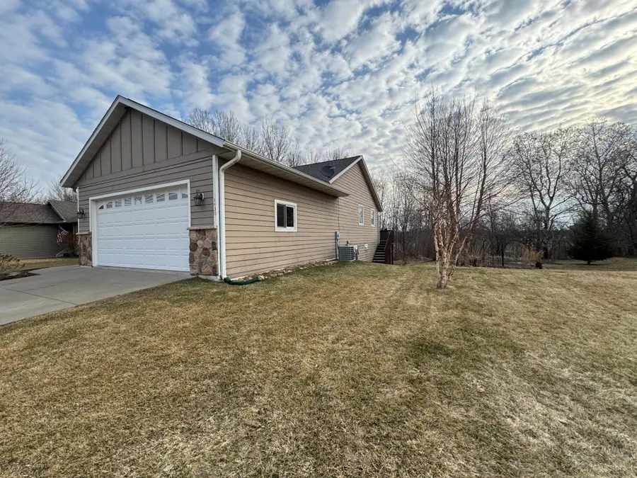 1430 Woodland Way, Lake City, MN 55041 - #2