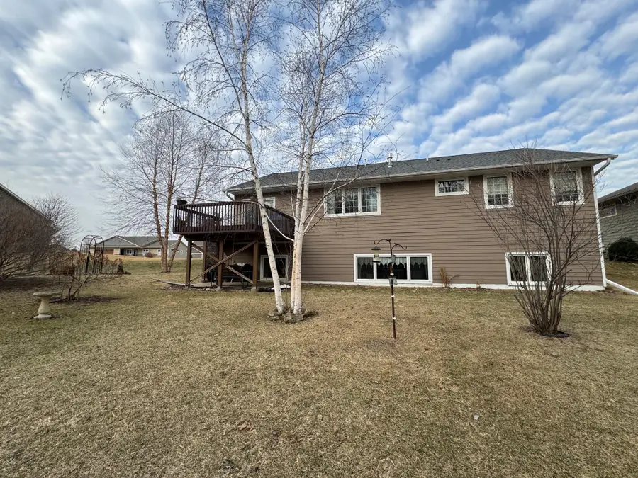 1430 Woodland Way, Lake City, MN 55041 - #3