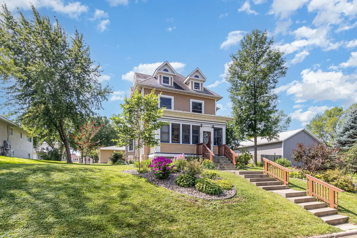 204 Fir Avenue Nw, Montgomery, MN 56069 - #1