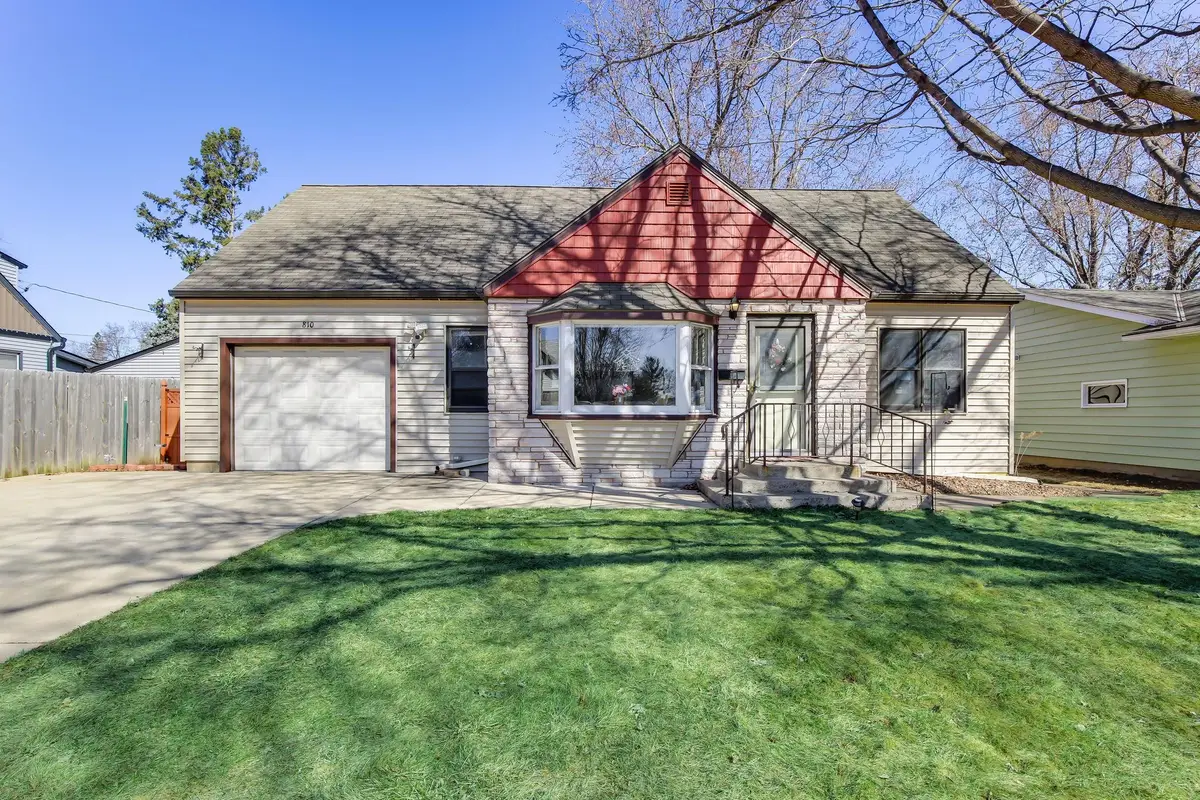 810 5th Street W, Hastings, MN 55033 - #1