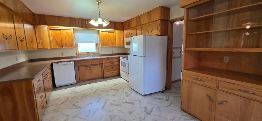 300 Central Avenue S, Hollandale, MN 56045 - #3