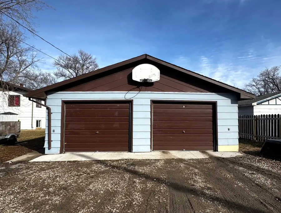 305-307 S 23rd Street S, Fargo, ND 58103 - #3