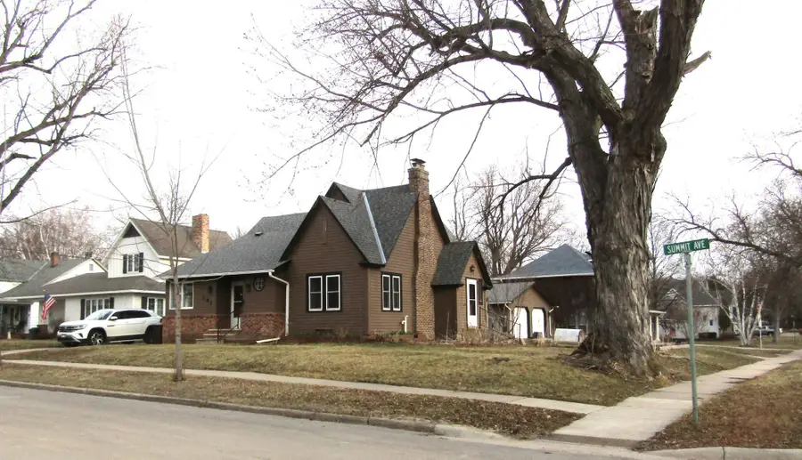 141 Summit Avenue, Montevideo, MN 56265 - #3