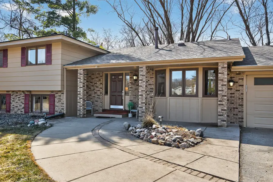 12806 Country View Lane, Burnsville, MN 55337 - #3