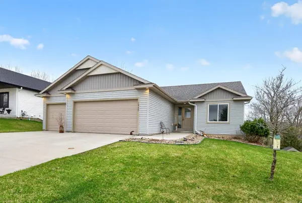 1960 Pioneer Lane, Zumbrota, MN 55992