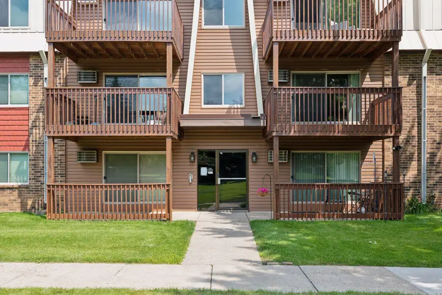 14620 Garrett Avenue #304, Apple Valley, MN 55124 - #2