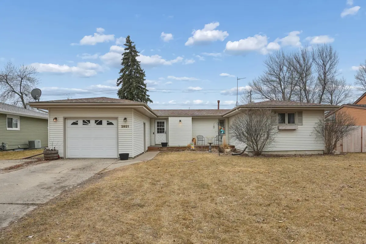 2921 12th Street S, Fargo, ND 58103 - #1