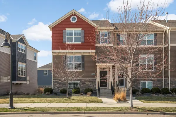 8173 Central Park Way N, Maple Grove, MN 55369