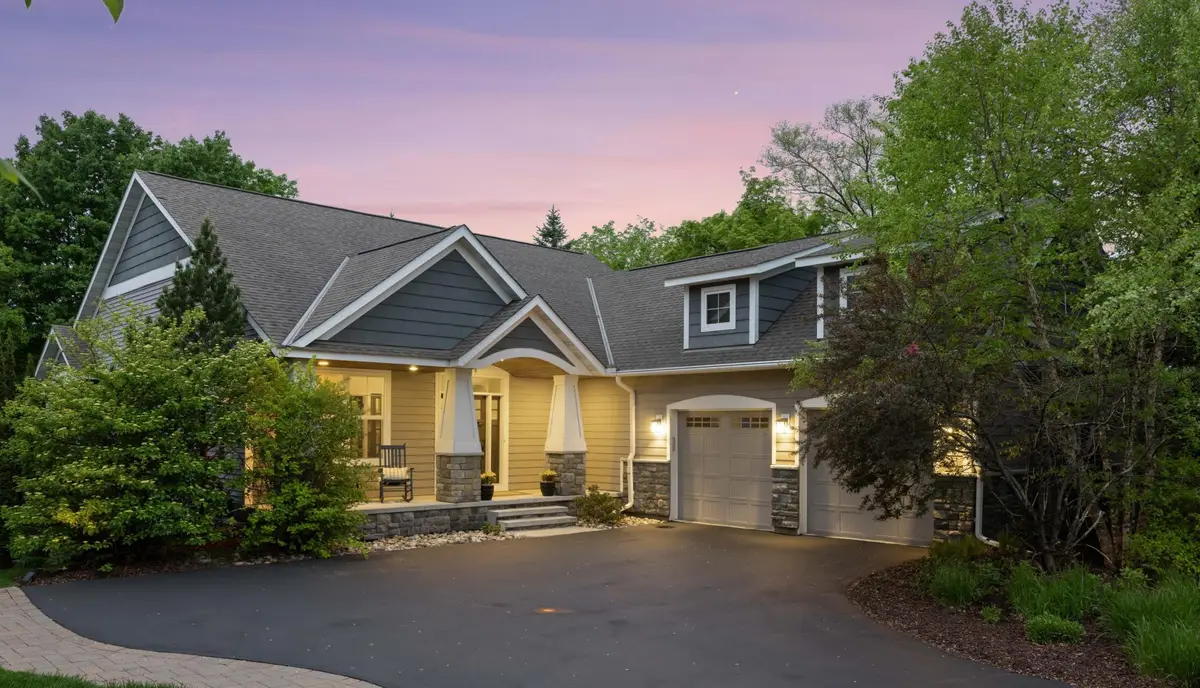 14 Beebe Avenue, Mendota Heights, MN 55118 - #1