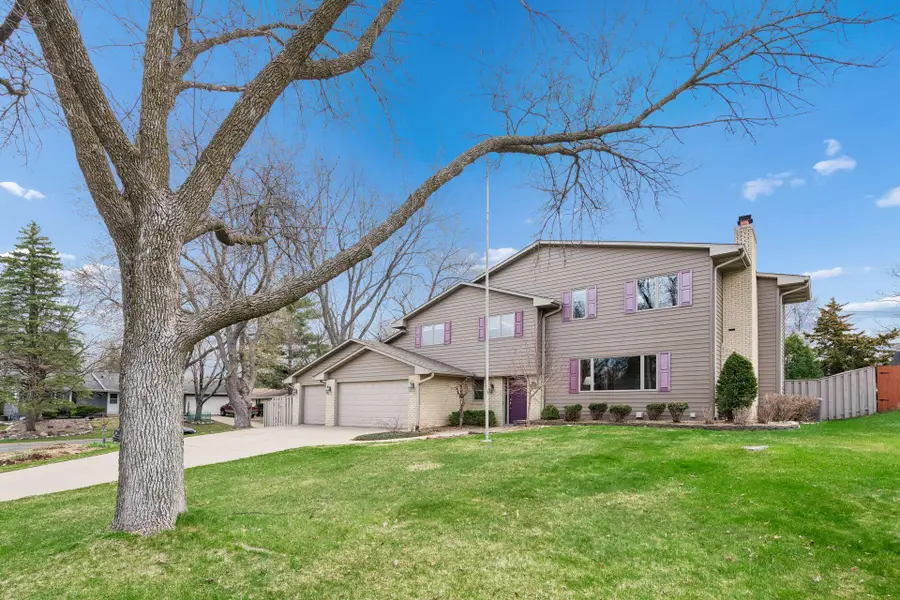 11513 Ravoux Avenue, Burnsville, MN 55337 - #2