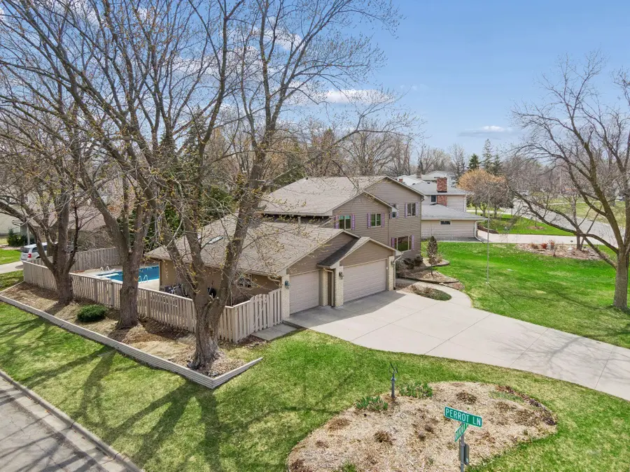 11513 Ravoux Avenue, Burnsville, MN 55337 - #3