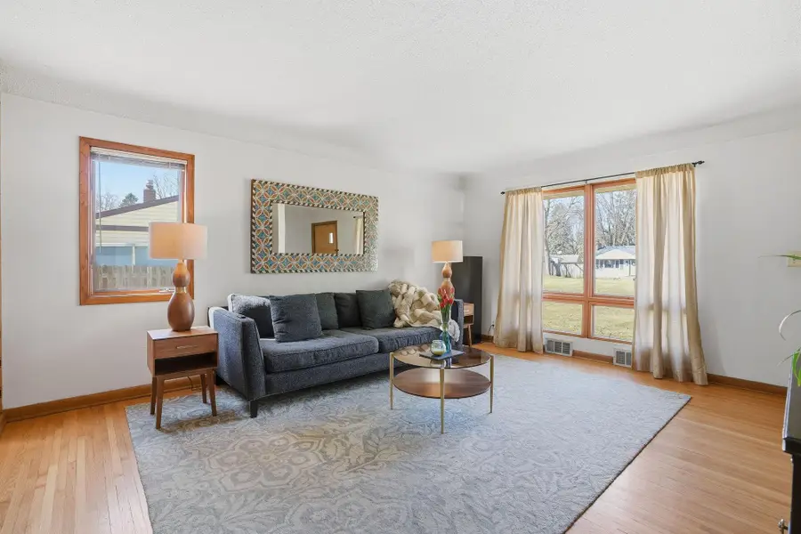 2450 Martin Way, White Bear Lake, MN 55110 - #3