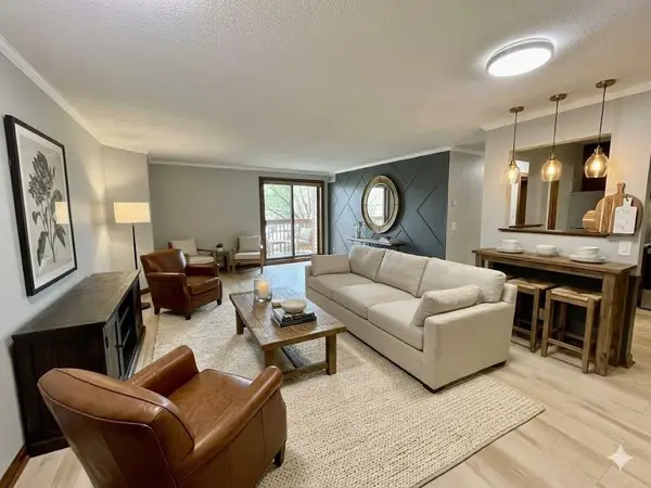 1720 3rd Avenue S #101, Minneapolis, MN 55404