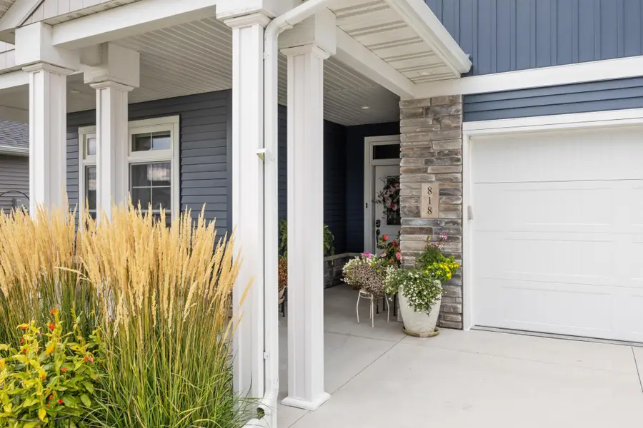 818 Rania Way W, West Fargo, ND 58078 - #2