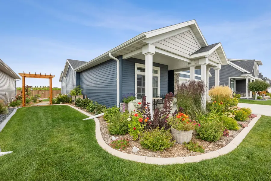 818 Rania Way W, West Fargo, ND 58078 - #3