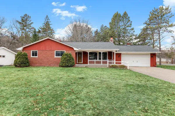 2988 Legion Avenue N, Lake Elmo, MN 55042