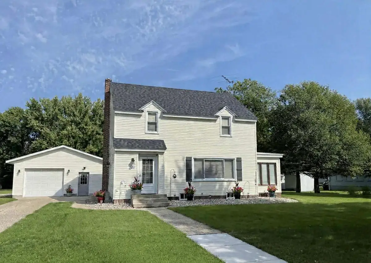 605 W Alden Street, Arlington, MN 55307 - #1