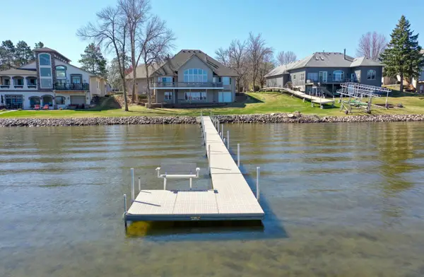 7728 Hilo Lane N, Forest Lake, MN 55025