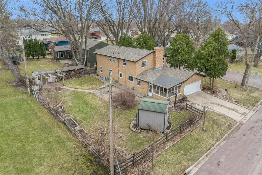 328 S Redwood Drive, Mankato, MN 56001 - #2