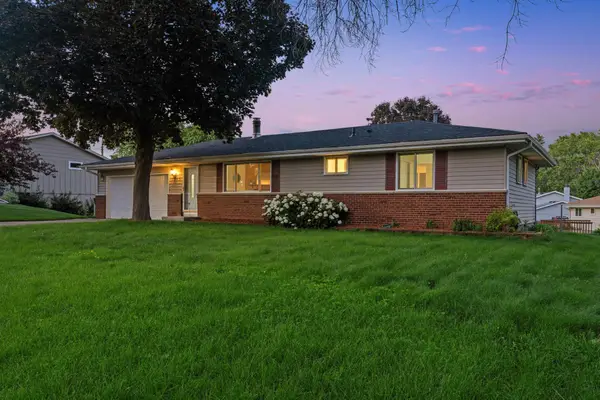 6540 Zealand Avenue N, Brooklyn Park, MN 55428