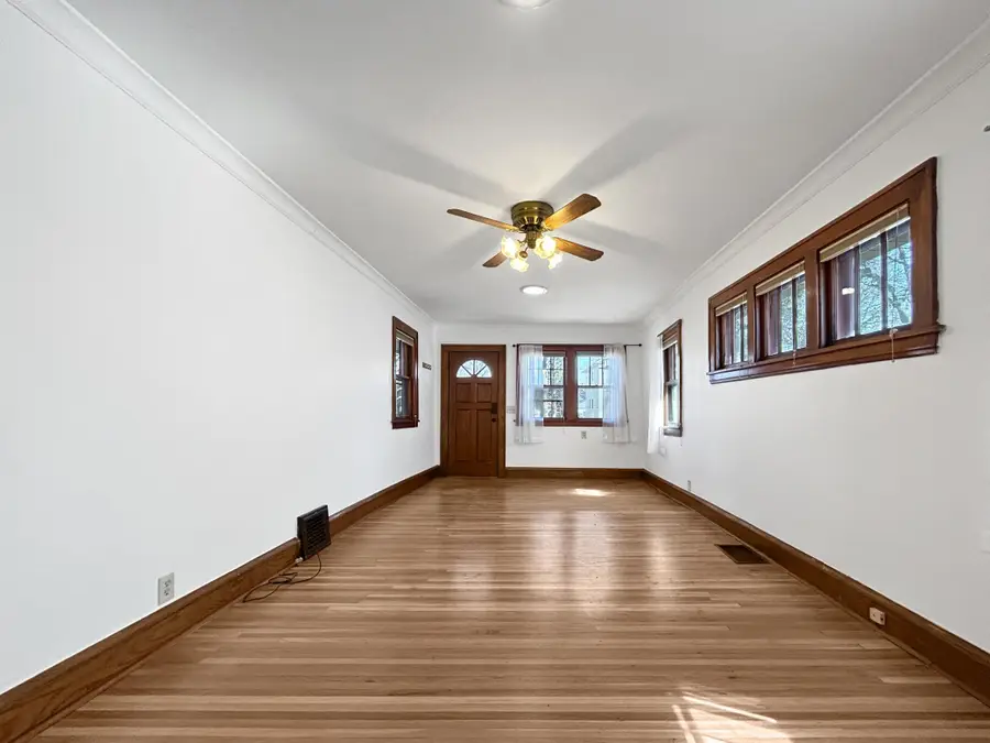 879 19th Avenue Se, Minneapolis, MN 55414 - #2